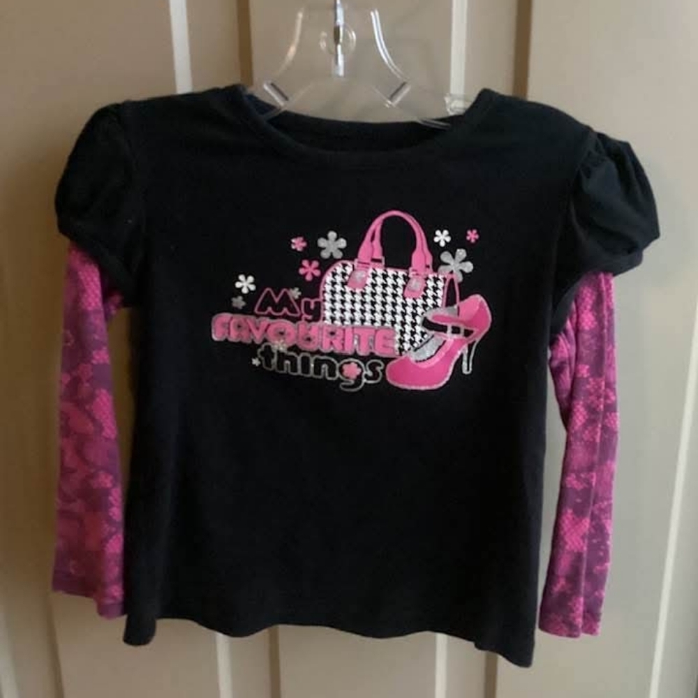 💜3/$15 5/$20 7/$25💜Girls Sz 4 Long Sleeved T-shirt